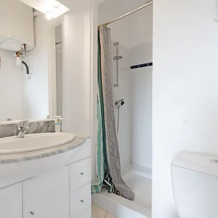 Apartamento Aurora - T1 - 25 *